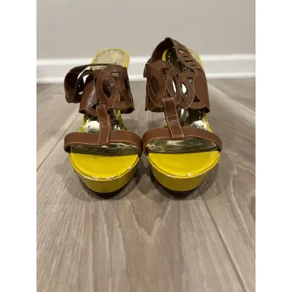 BCBGirls, Yellow Heels with Brown Straps. Size 7.5B, KB277 - Picture 2 of 5